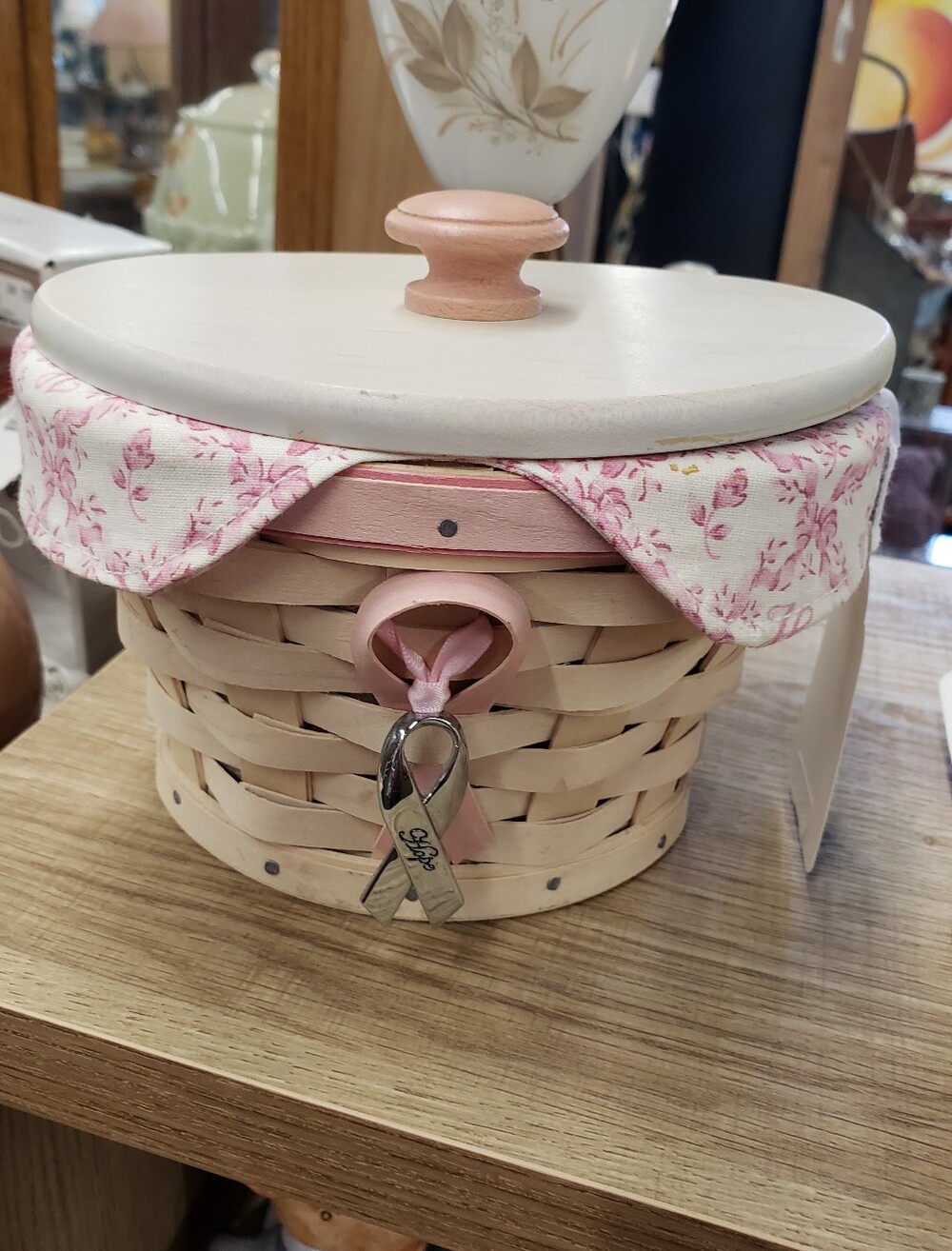 Longaberger 2007 Cream and Pink Ribbon Accent Handwoven HOPE Basket - Picture 8 of 8